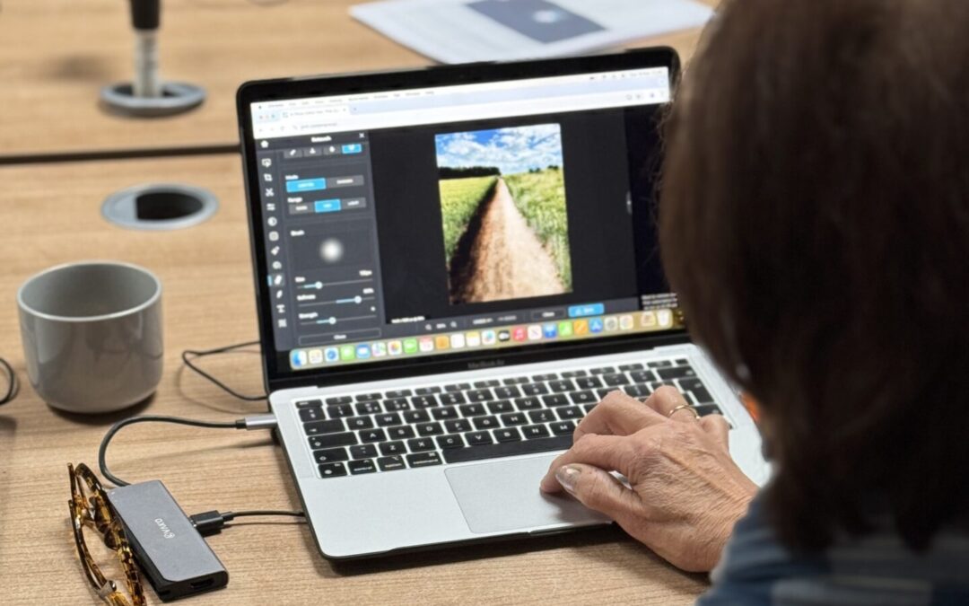 We’ve Written a Guest Blog for Pixlr!